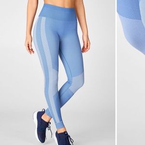 Women’s Fabletics high waist seamless leggings